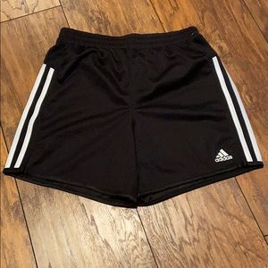 Kids adidas shorts. Size M (10/12)